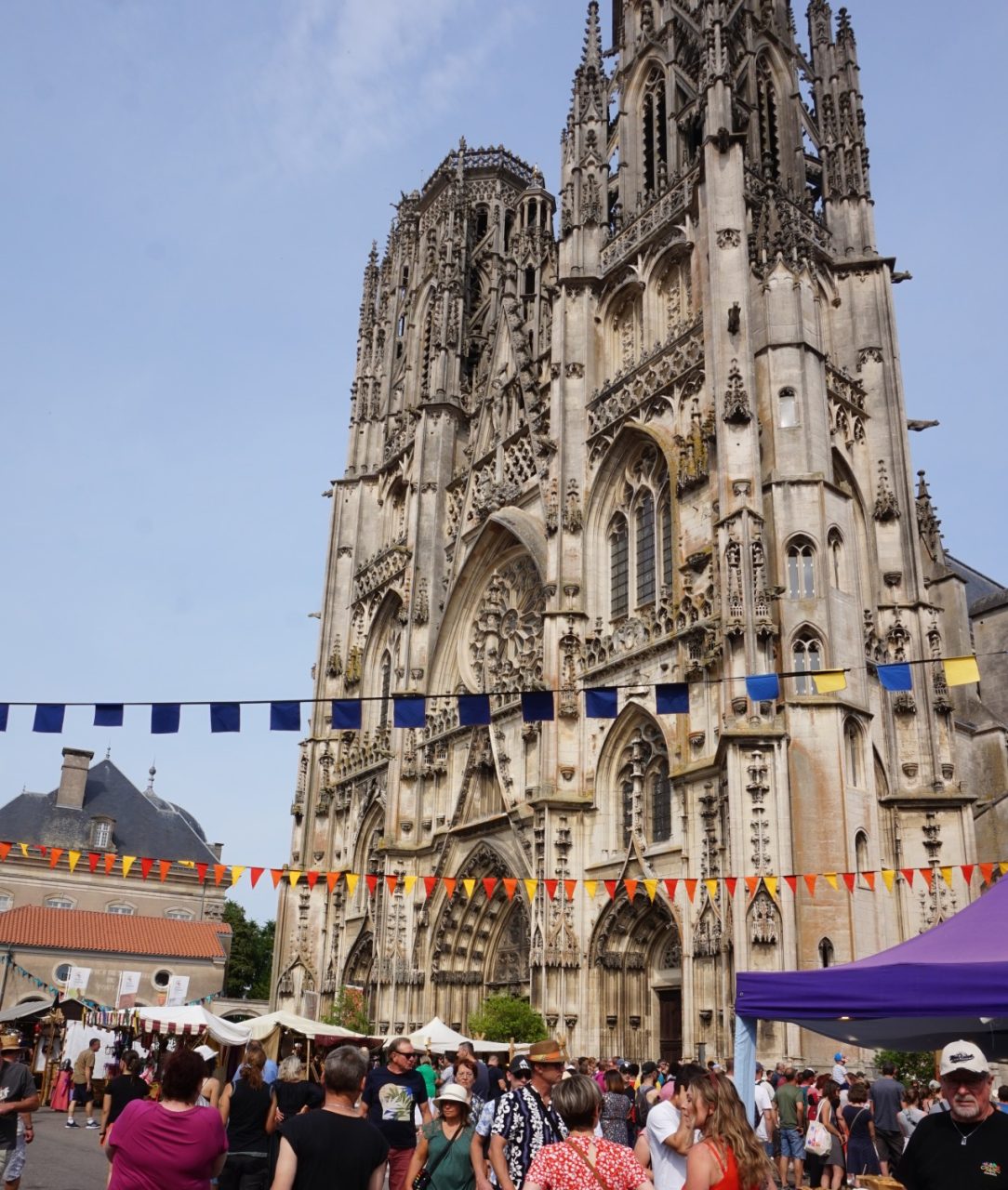 Cathédrale Saint-Etienne de Toul pendant la fête médiévale 2023