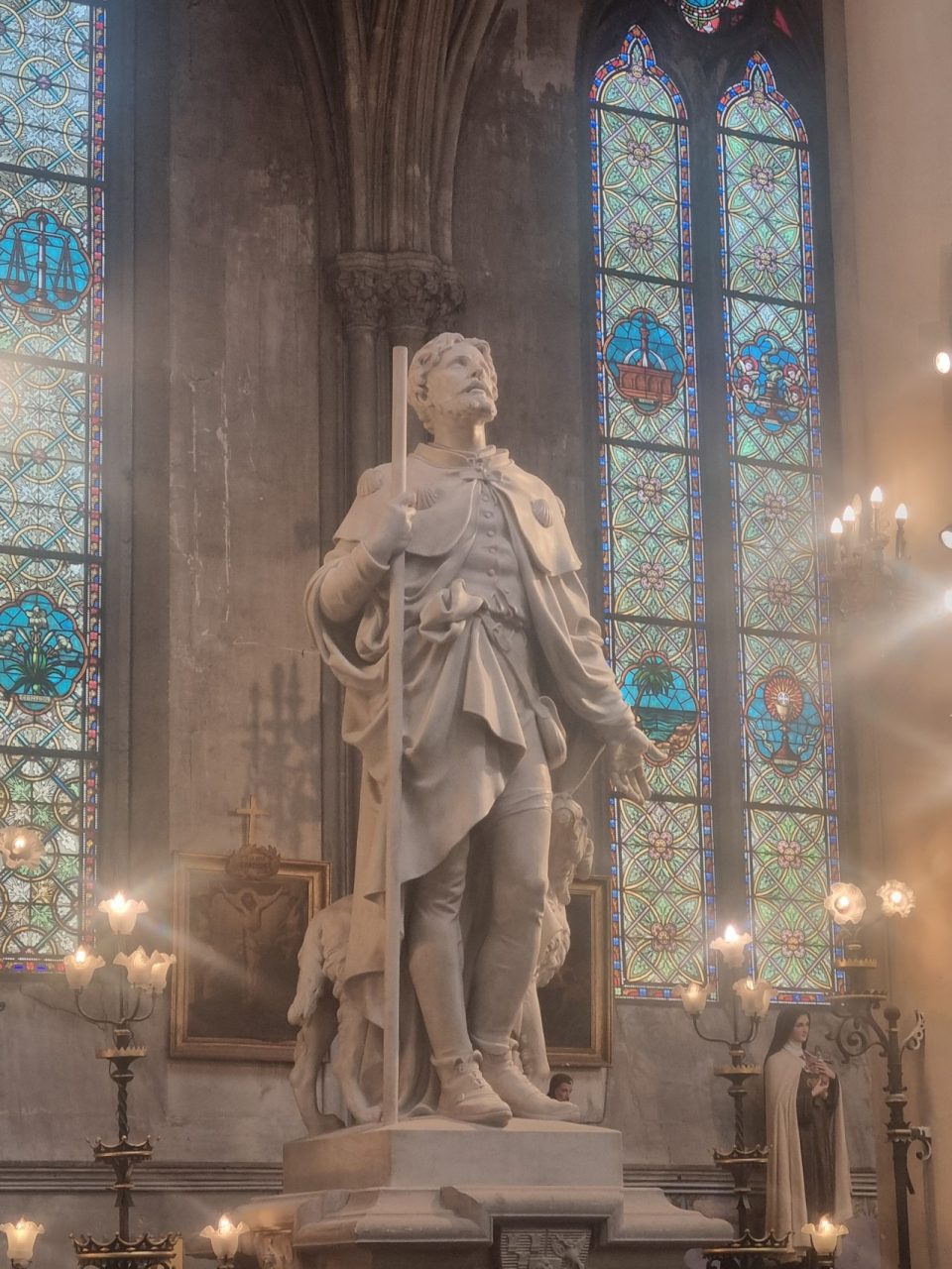 La statue de Saint Roch pélerin et son chien