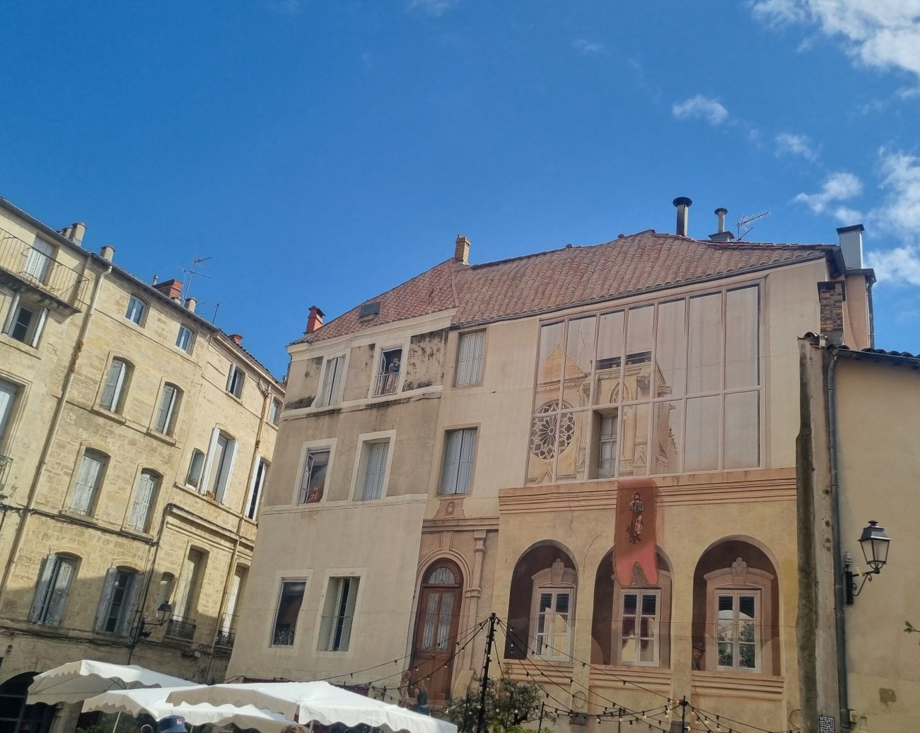 Un magnifique trompe-l'œil devant le sanctuaire Saint Roch