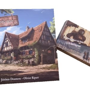 Deux boîtes de jeu avec une auberge médiévale dessus